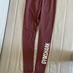 BRAND NEW WOMENS GYM SHARK LEGGINGS